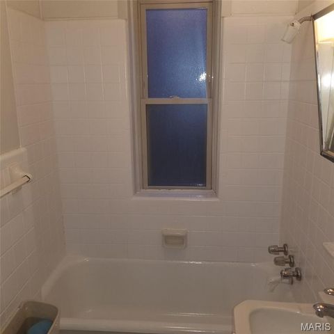 1404 Woodland Drive, Richmond Heights, MO 63117
