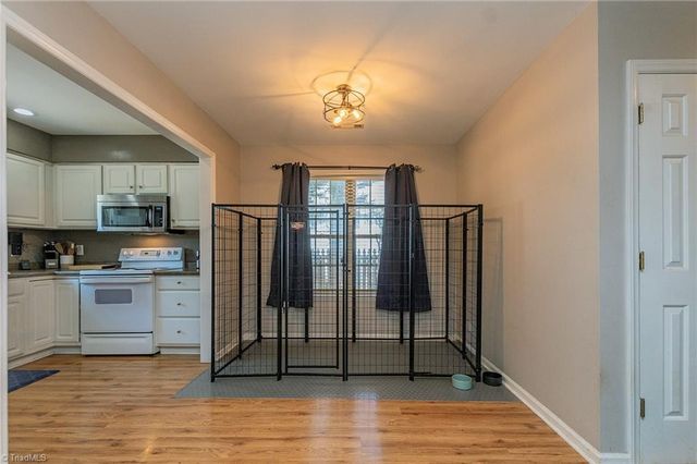 3702 Creek Point Way, Greensboro, NC 27407