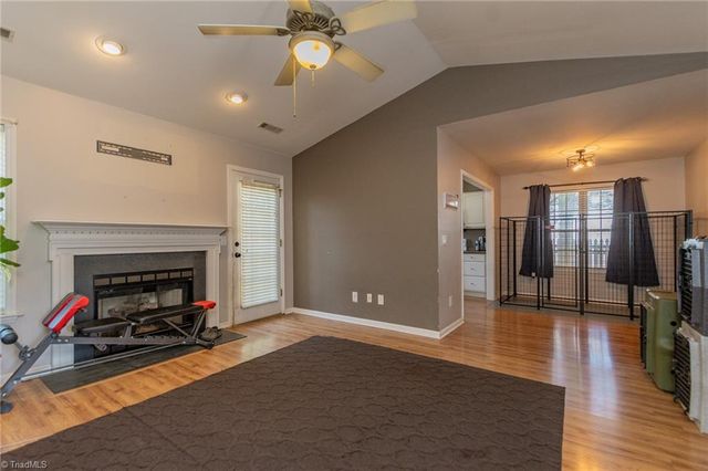 3702 Creek Point Way, Greensboro, NC 27407