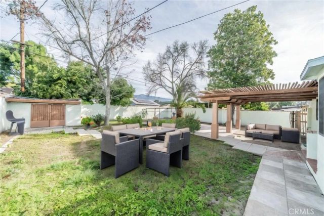 1232 W Alexander Avenue, San Bernardino, CA 92405