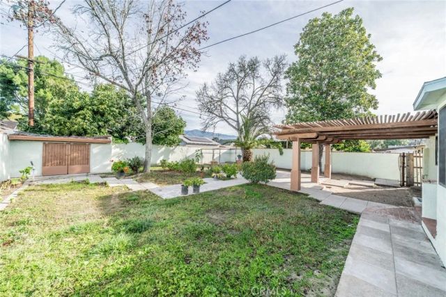 1232 W Alexander Avenue, San Bernardino, CA 92405