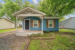 15 S Mayes Street, Pryor, OK 74361