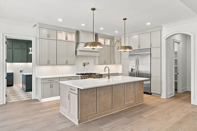 713 Adkisson Ln, Nashville, TN 37205