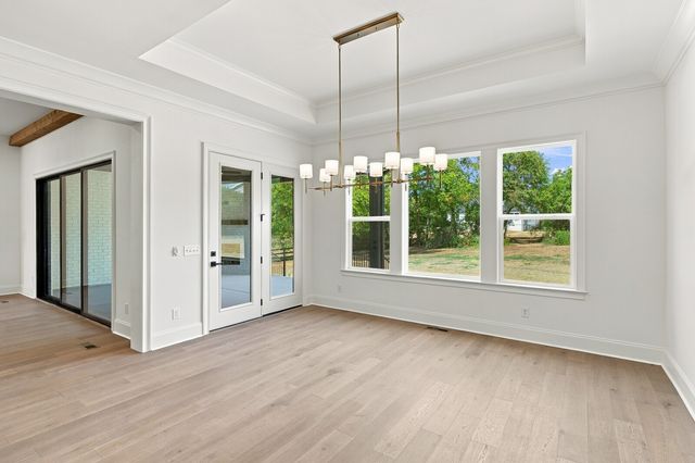 713 Adkisson Ln, Nashville, TN 37205