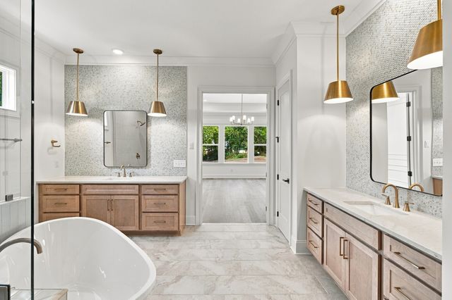 713 Adkisson Ln, Nashville, TN 37205