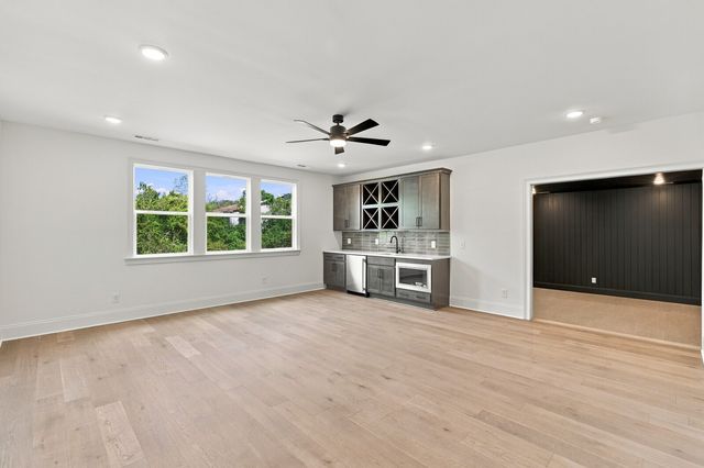 713 Adkisson Ln, Nashville, TN 37205