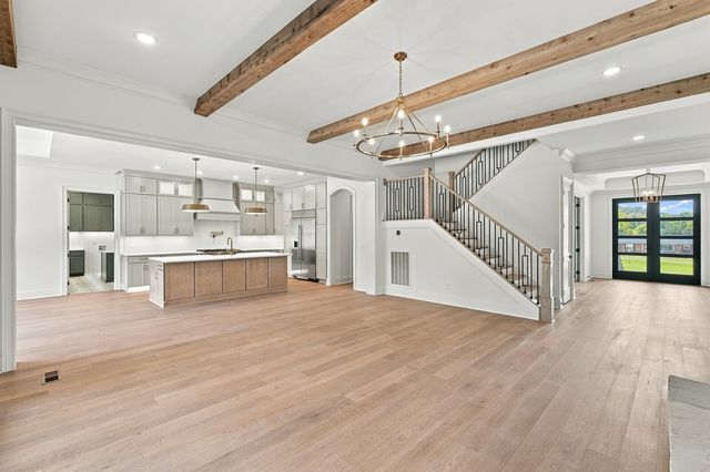 713 Adkisson Ln, Nashville, TN 37205