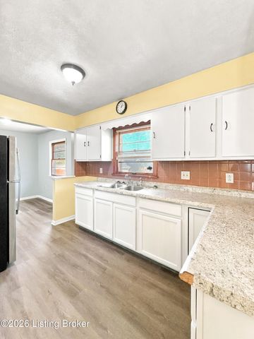 7539 Manslick Rd, Louisville, KY 40214