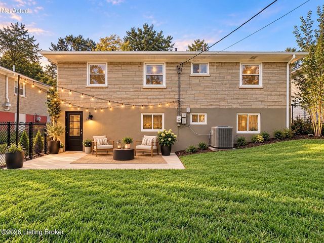 7539 Manslick Rd, Louisville, KY 40214