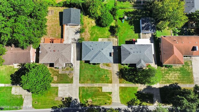 7539 Manslick Rd, Louisville, KY 40214