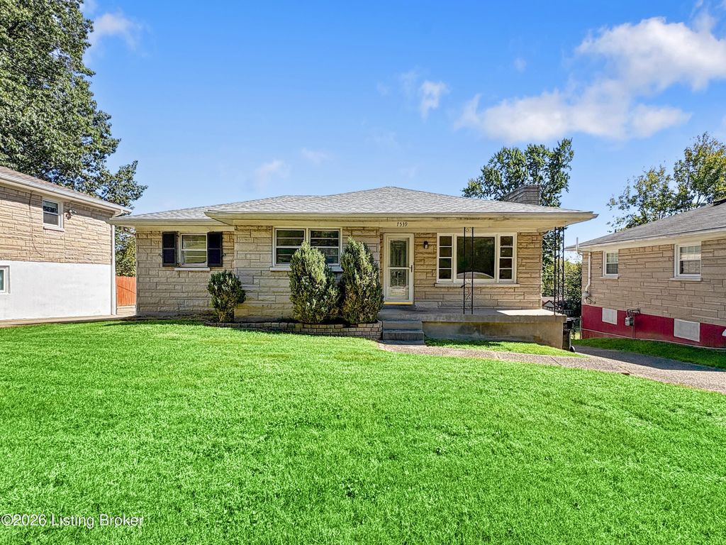 7539 Manslick Rd, Louisville, KY 40214