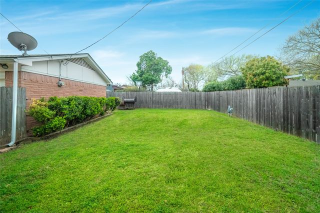 700 Kindred Lane, Richardson, TX 75080