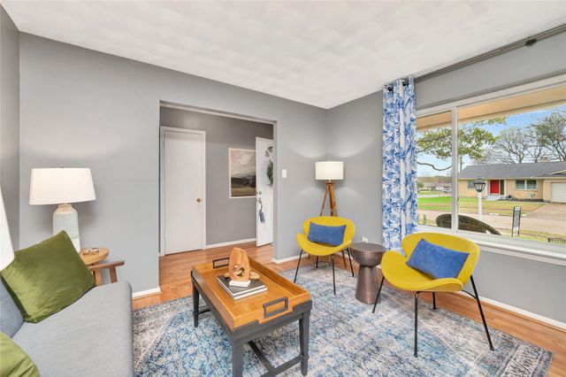 700 Kindred Lane, Richardson, TX 75080