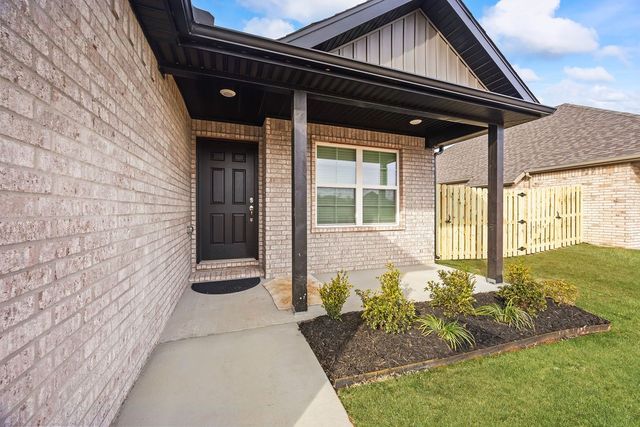 340 W Smith Street, West Fork, AR 72774