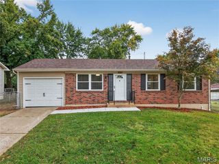 3335 Ipswich Lane, St Charles, MO 63301