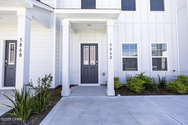 5860 Tyndall Place, Panama City, FL 32404