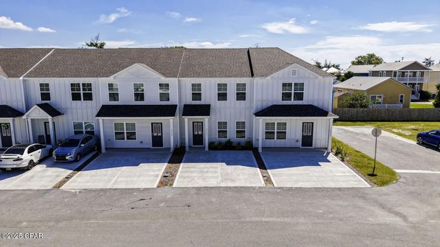 5860 Tyndall Place, Panama City, FL 32404