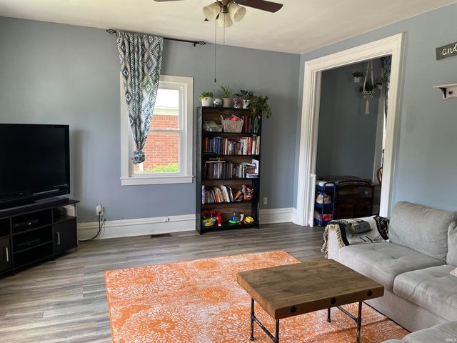 1319 S 4TH Street, Lafayette, IN 47905
