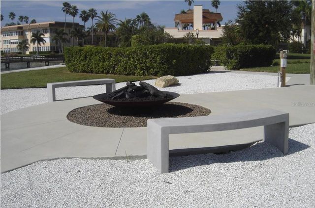 5200 BRITTANY DR. S 1510, St Petersburg, FL 33715