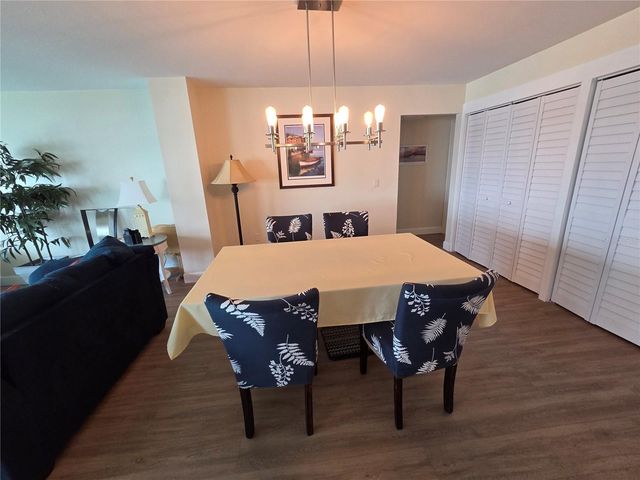 5200 BRITTANY DR. S 1510, St Petersburg, FL 33715