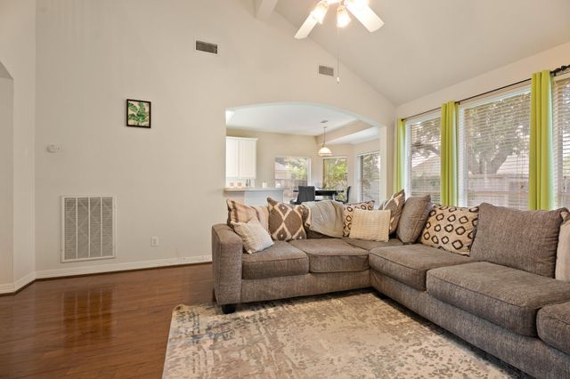 4146 S Webber Drive, Pearland, TX 77584