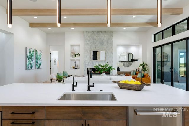 9835 Meadow Park Blvd, Middleton, ID 83644