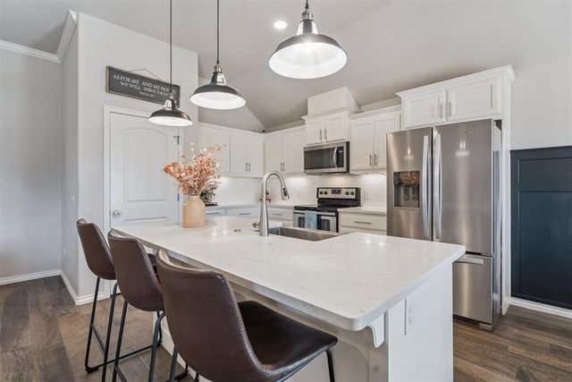 3332 NW 162nd Street, Edmond, OK 73013