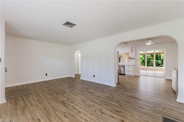 1310 La Faunce WAY, Fort Myers, FL 33919