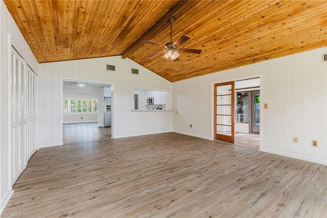 1310 La Faunce WAY, Fort Myers, FL 33919