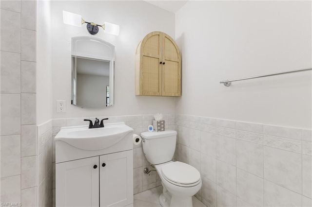 1310 La Faunce WAY, Fort Myers, FL 33919