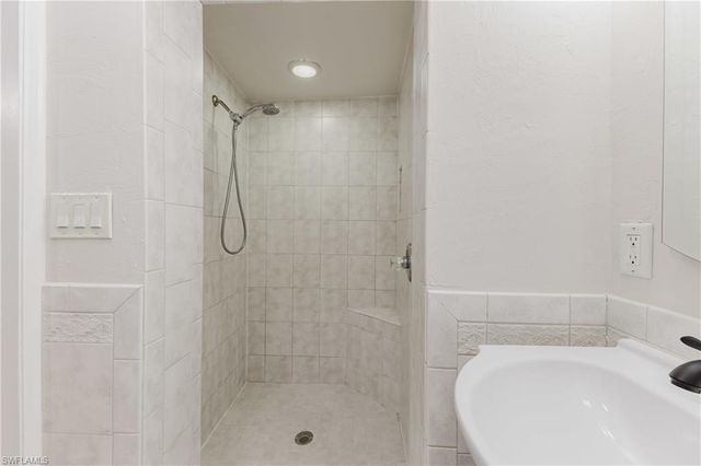 1310 La Faunce WAY, Fort Myers, FL 33919