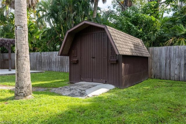 1310 La Faunce WAY, Fort Myers, FL 33919