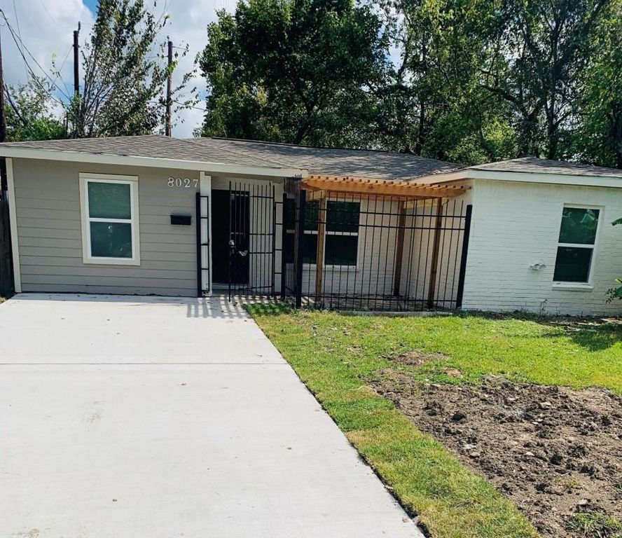 8027 Herschelwood Street, Houston, TX 77033