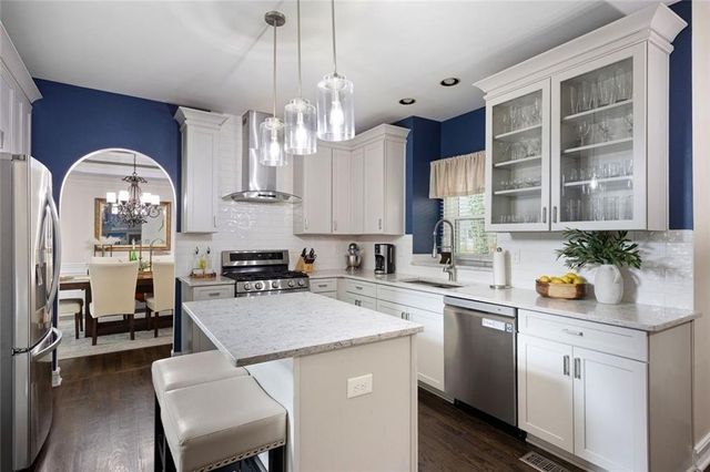 512 Cypress Pointe, Woodstock, GA 30189