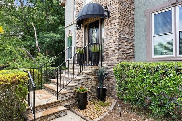 512 Cypress Pointe, Woodstock, GA 30189