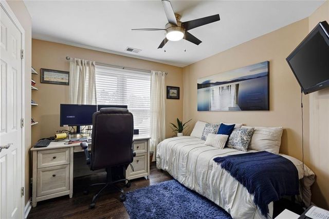 512 Cypress Pointe, Woodstock, GA 30189