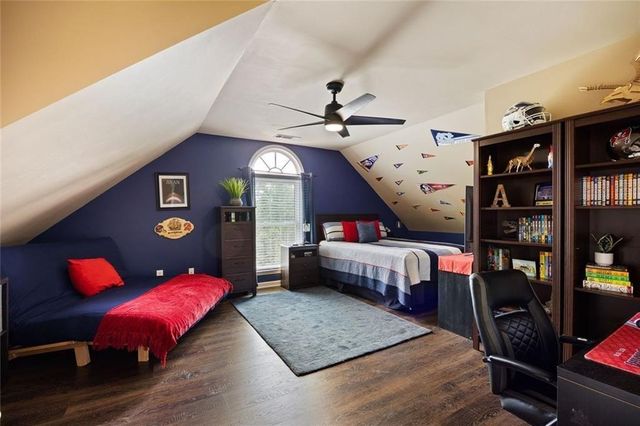 512 Cypress Pointe, Woodstock, GA 30189
