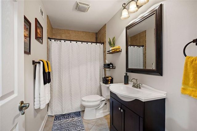512 Cypress Pointe, Woodstock, GA 30189