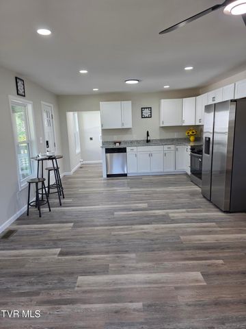 305 Johnston Avenue, Bristol, TN 37620