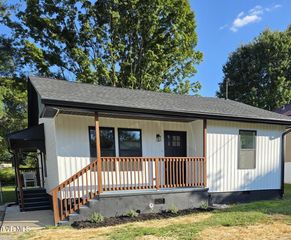 305 Johnston Avenue, Bristol, TN 37620