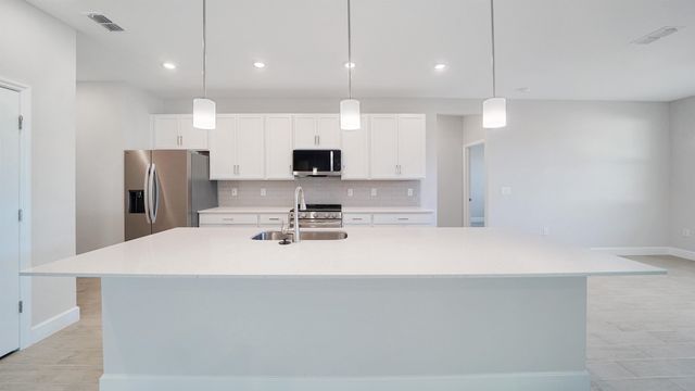 93 Beacon Mill Ln, Palm Coast, FL 32137