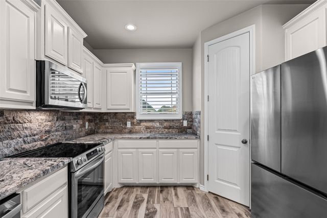 6620 Pinehurst Drive, Granbury, TX 76049