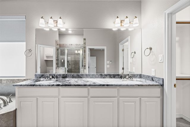 6620 Pinehurst Drive, Granbury, TX 76049