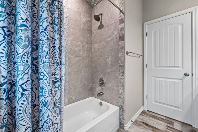 6620 Pinehurst Drive, Granbury, TX 76049