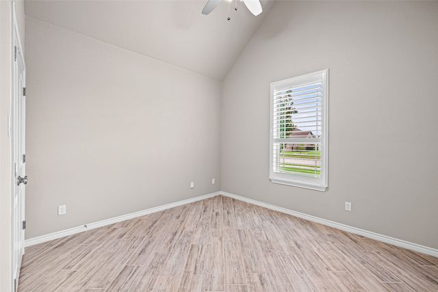 6620 Pinehurst Drive, Granbury, TX 76049