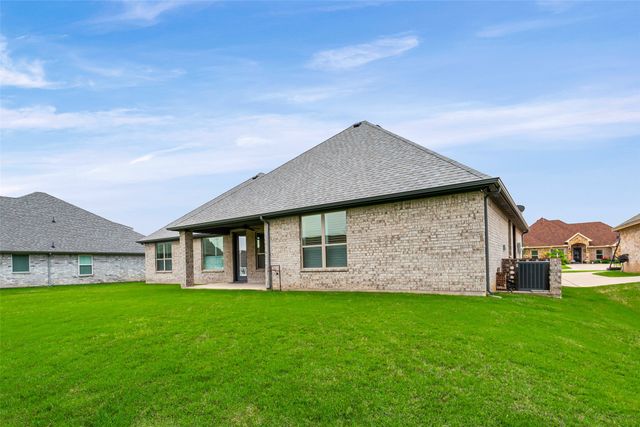 6620 Pinehurst Drive, Granbury, TX 76049