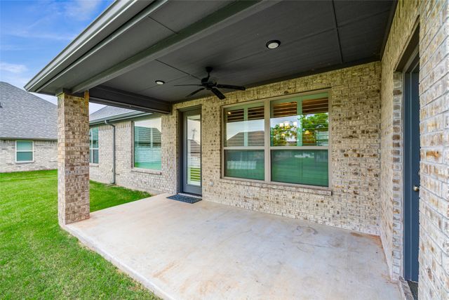 6620 Pinehurst Drive, Granbury, TX 76049