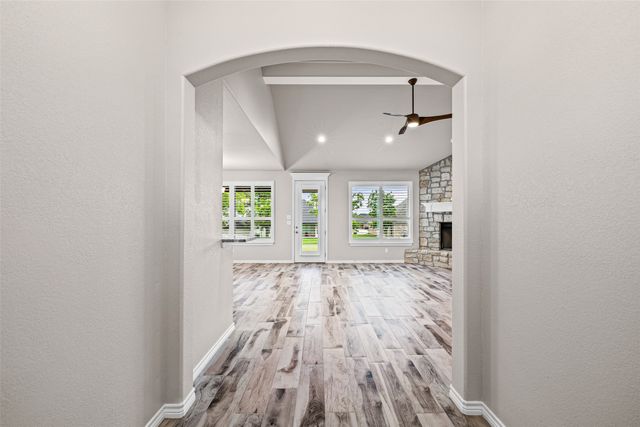 6620 Pinehurst Drive, Granbury, TX 76049