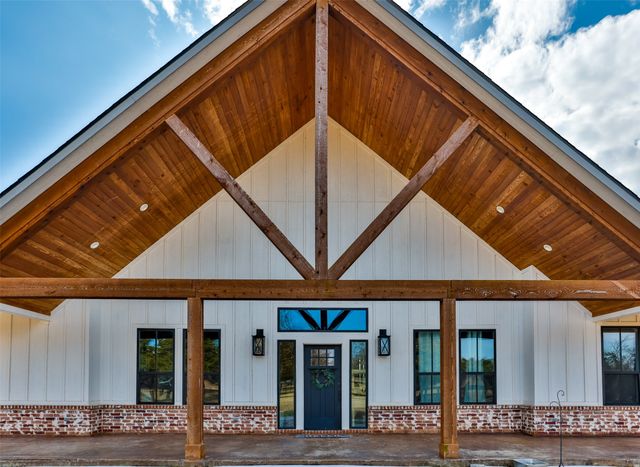 1205 Northshore Lane, Valley View, TX 76272