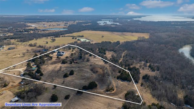 1205 Northshore Lane, Valley View, TX 76272